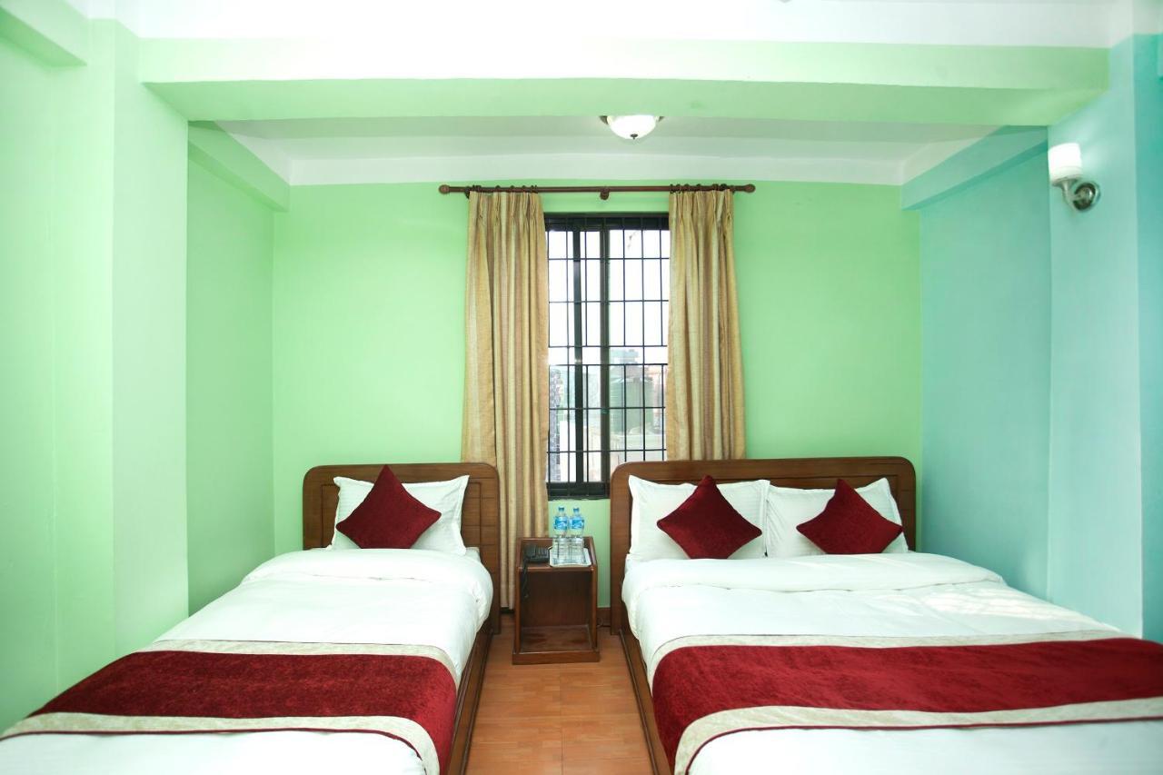 Allied Hotel Balaju Extérieur photo